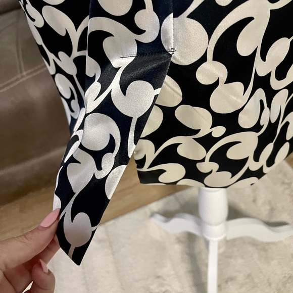 GORGEOUS London Times Black White Satin Bodycon Dress Sz 8 - Picture 6 of 11